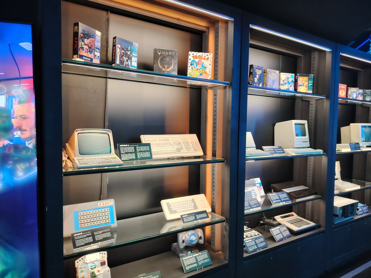 degoose (@thedegoose) on Twitter photo A few more pics from my visit to <a href="/oxomuseo/">OXO Museo del Videojuego Málaga</a> amazing visit. Also my son is now a big Galaga fan. A few more pics from my visit to <a href="/oxomuseo/">OXO Museo del Videojuego Málaga</a> amazing visit. Also my son is now a big Galaga fan.