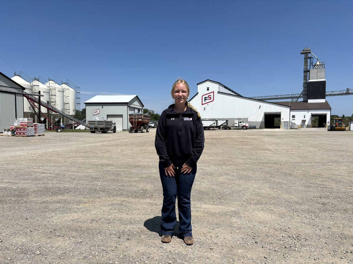 We are pleased to announce that Ethan Moore and Alicia Wank have both recently accepted Crop Specialist roles within the Ayr Branch where they will be responsible for growing market share and providing unsurpassed customer service. Please join us in congratulating them! #FSproud