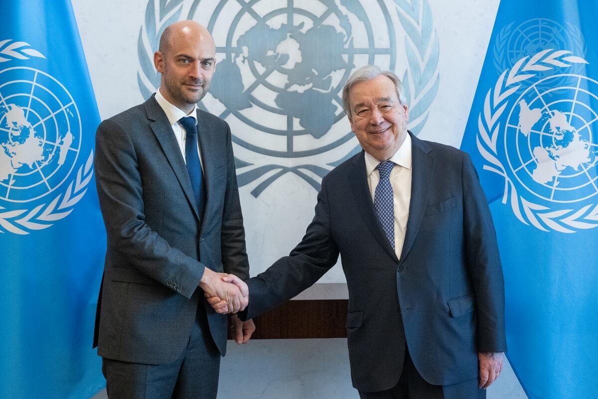 .<a href="/jnbarrot/">Jean-Noël Barrot</a> se entrevistó con A. Guterres en NY.

3 temas en el orden del día:

▶️ la situación en el Medio Oriente
▶️ la situación en el Líbano, antes de las negociaciones para la renovación del mandato de la <a href="/UNIFIL_/">UNIFIL</a>
▶️ la cuestión nuclear iraní.

➡️ fdip.fr/982a7tk3