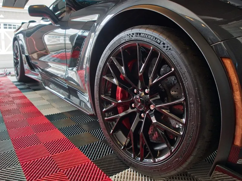 CTCarStorage's tweet image. Keep your car in top shape with our car minder service! We maintain battery charge and tire pressure while your vehicle’s in one of our luxury garage suites—ensuring it’s ready to go when you are. Contact us today.