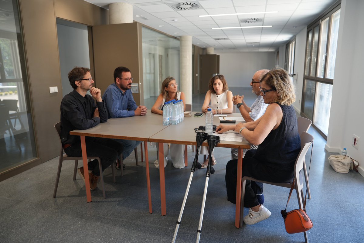 Alcalde de Girona (@alcaldegi) on Twitter photo 🏠 Aquest matí hem visitat, amb el tinent d'alcaldia <a href="/sergifont/">Sergi Font</a> i la regidora <a href="/gemarvi/">Gemma Martínez</a>, la nova residència de la <a href="/grupFRN/">Grup Fundació Ramon Noguera</a> que ha instal·lat en uns terrenys del Monestir de Sant Daniel.
👥 30 places per a persones amb discapacitat intel·lectual i del desenvolupament.
🛠️ Les 🏠 Aquest matí hem visitat, amb el tinent d'alcaldia <a href="/sergifont/">Sergi Font</a> i la regidora <a href="/gemarvi/">Gemma Martínez</a>, la nova residència de la <a href="/grupFRN/">Grup Fundació Ramon Noguera</a> que ha instal·lat en uns terrenys del Monestir de Sant Daniel.
👥 30 places per a persones amb discapacitat intel·lectual i del desenvolupament.
🛠️ Les