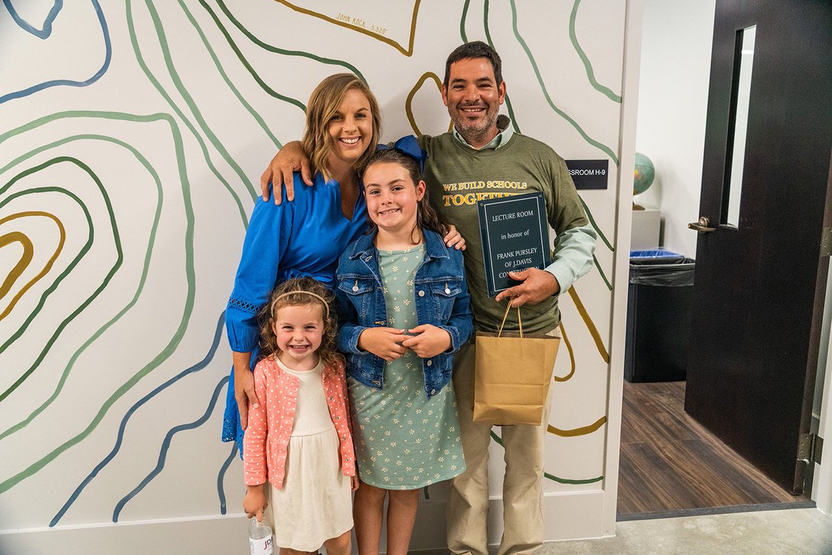JDavisConst's tweet photo. As a new school year approaches, we’re reminded of Summit Charter School's Classroom Dedication to the J. Davis Project Team for Construction Excellence during their recent new K-12 expansion. Choo! Choo! 

#SchoolConstruction #CharterSchools #K12Education https://t.co/TLfcZUDz8K