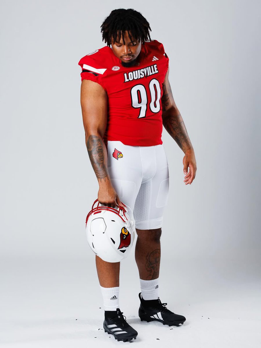 Alex McComb tweet media