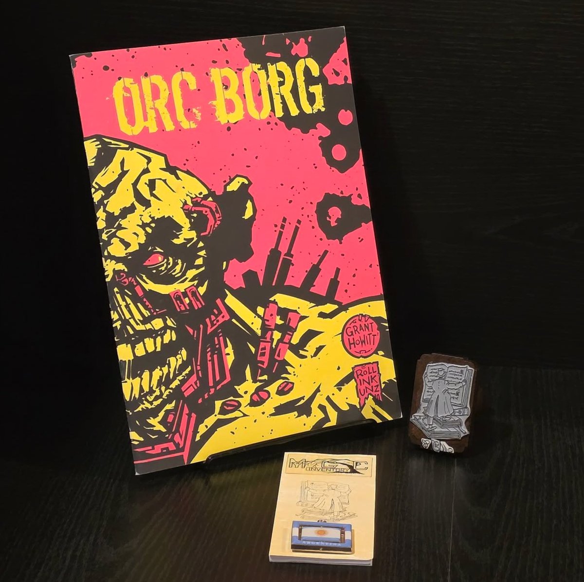 :book: ID_b1145
Orc Borg (23-oct-2023, Rowan Rook &amp; Decard)
Grant Howitt
34p - Paperback - ING

#orcborg #books #libros #collector #bookworm #bookaholic #vintagebooks #books #bookcommunity #bookcovers #collecting #readersofinstagram #collecting #bookstagram #igreads