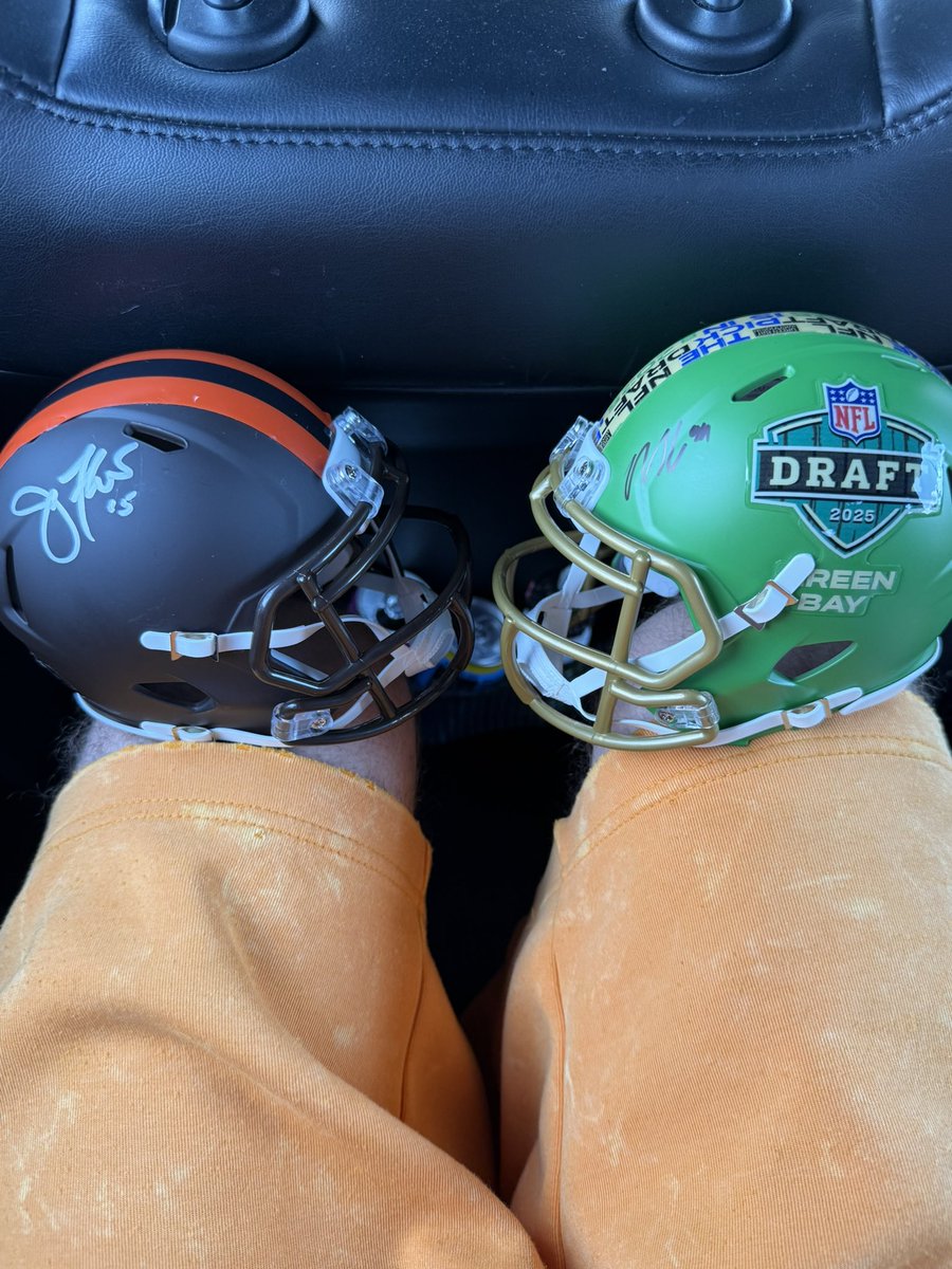 Not a bad day at the office.. Joe Flacco and Mason Graham autos to add to the basement collection. I ❤️ training camp!! Let’s gooo!!!!  #browns #brownstwitter