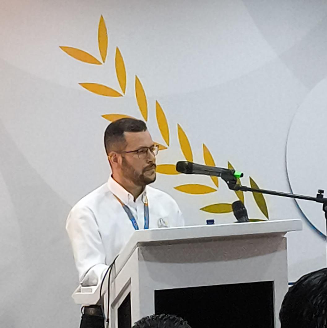 Iniciamos el Despliegue Estrategico en la Zona Centro Bogotá y Cundinamarca, con las palabra de bienvenida de la directora zonal  y la presentacion de los avances y compromisos en Proyección Social , por el  líder zonal del Observatorio Intersistémico Regional John Freddy Marín.