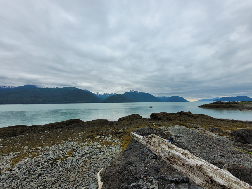 USBPChiefBLW's tweet image. On July 27, Juneau-based Border Patrol Agents teamed up with the U.S. Forest Service to deploy advanced sensors across Southeast Alaska’s rugged coastline. This tech boosts border security while protecting the remote, wild terrain. #BorderPatrol #USForestService