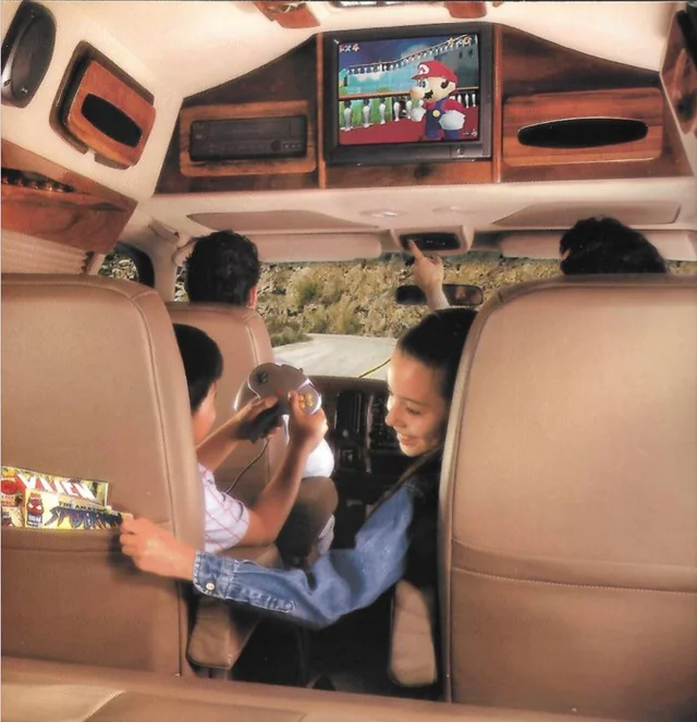 VideoGameHstry's tweet image. Did you play video games in the car on road trips?