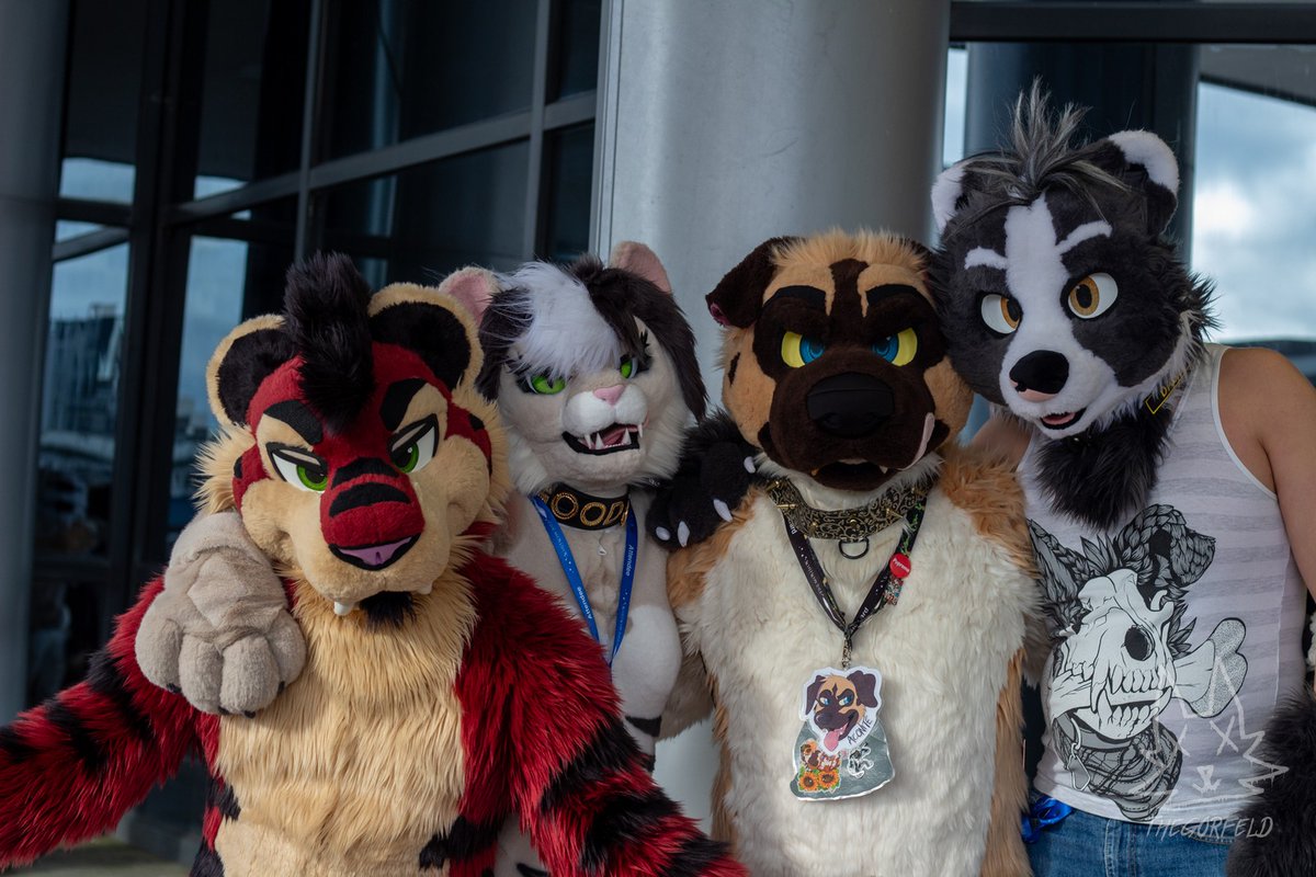 A bunch of goobers💞