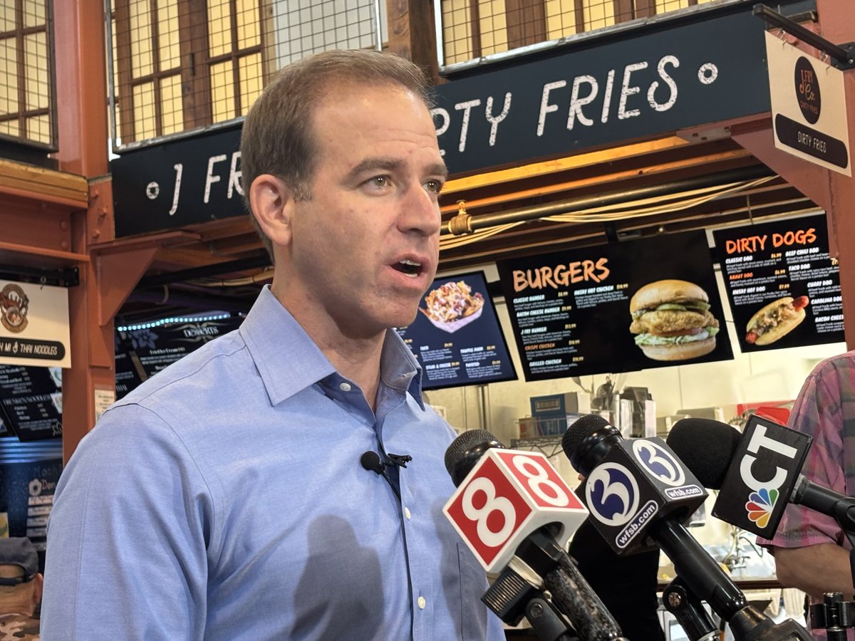 Former Hartford Mayor, Luke Bronin announces his official run challenging congressman John Larson. He says our country is in crisis and the Democratic Party is in crisis.