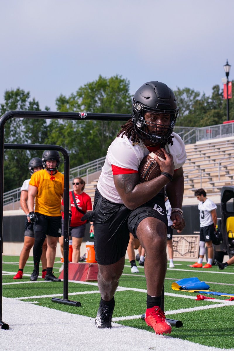 Davidson Football tweet media