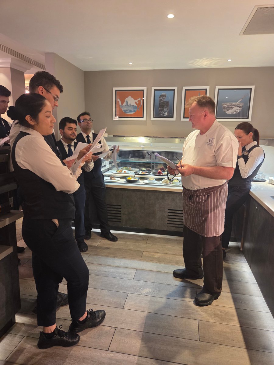 VictoryServices's tweet image. 🍽️ Sneak peek! Our #VSC chefs &amp;amp; F&amp;amp;B team sampled the new menu today ahead of tomorrow’s launch 👨‍🍳
Featuring new dishes from The Grill &amp;amp; the Lounge Bar  Menus🧀🥩📍 In Central London? Pop into the Club &amp;amp; be among the first to try it!📲 Menus live on the VSC website. #MenuLaunch