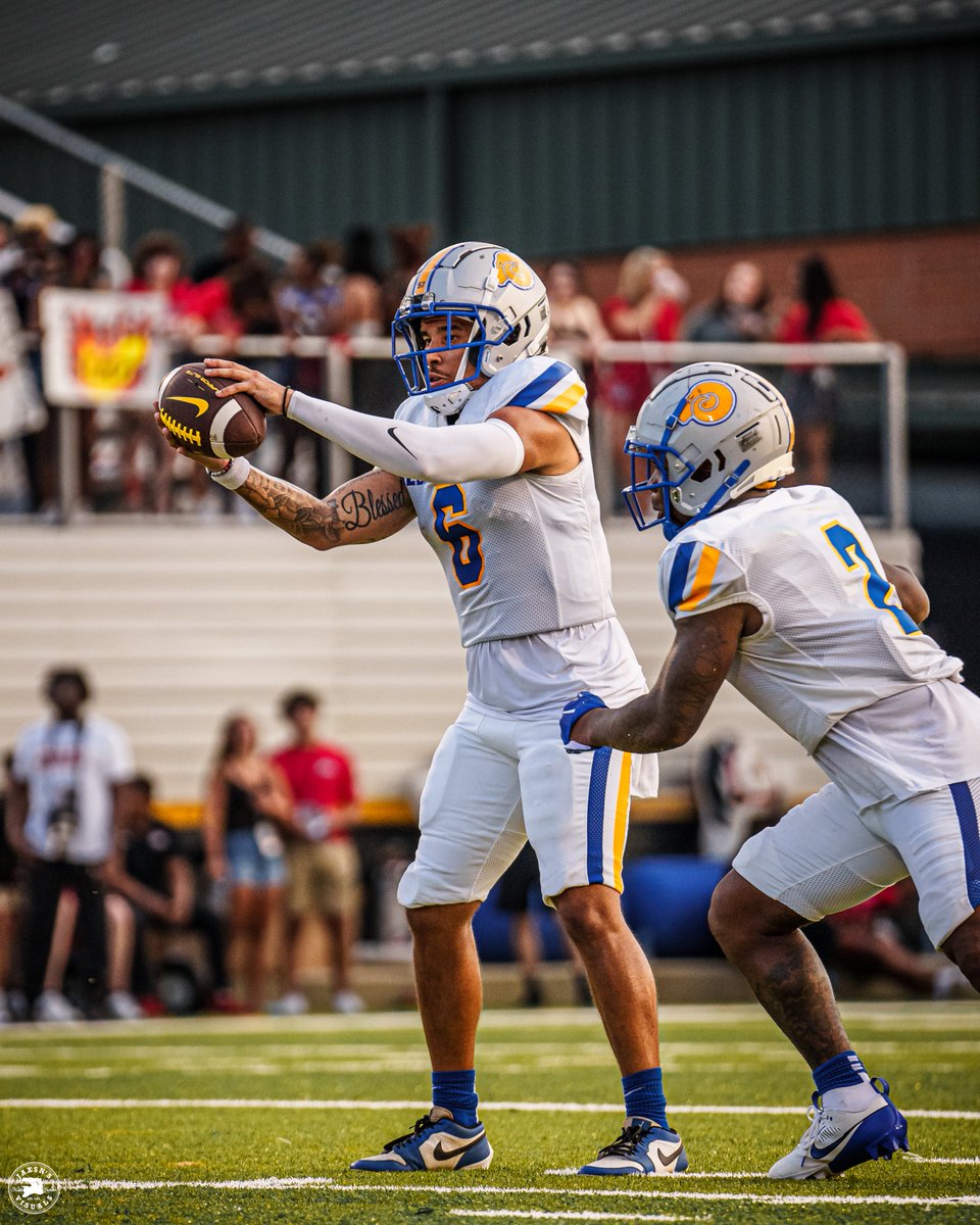 Congrats to the reigning SIAC Offensive Player of the Year, QB Isaiah Knowles, Albany State's nominee for the 2025 #CampbellTrophy! #Ramily