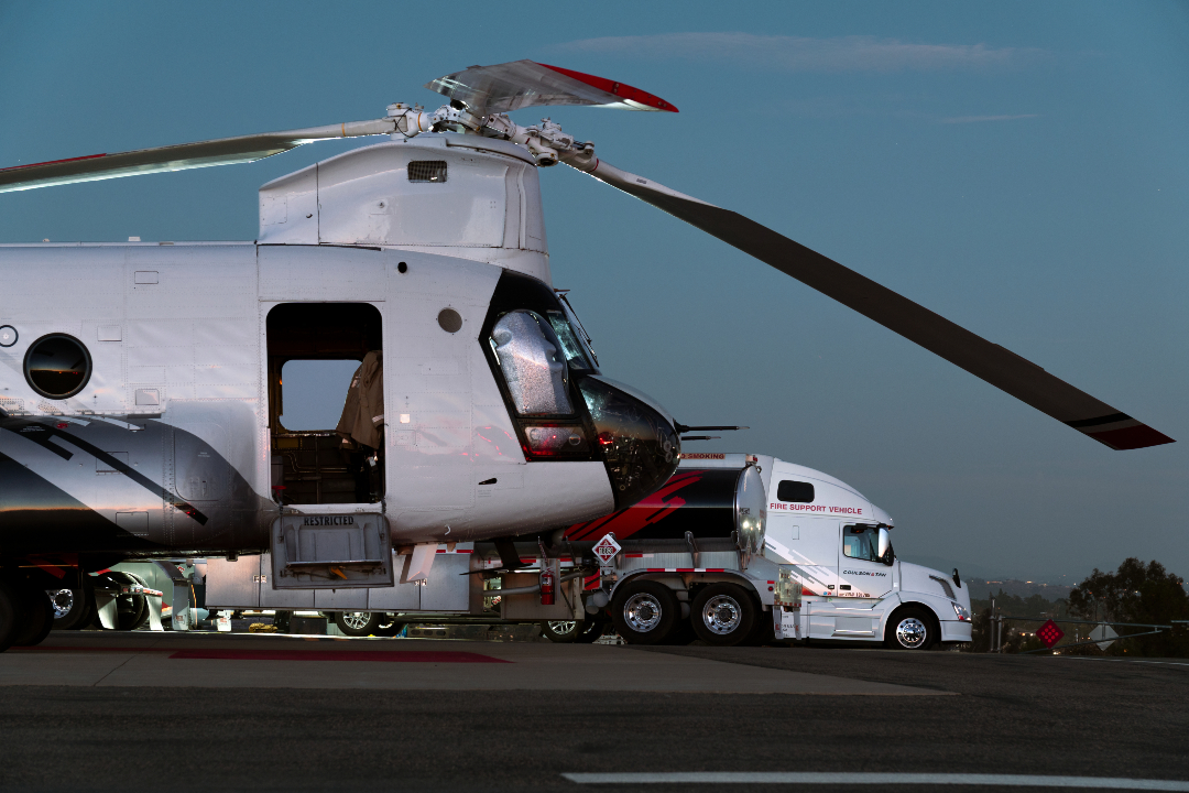 CoulsonAviation's tweet image. As the sun sets, the mission begins. N49CU is NVG-rated and ready to deliver support for @CAL_FIRE operations across Southern California #nvg #coulsonaviation #calfire #aerialfirefighting