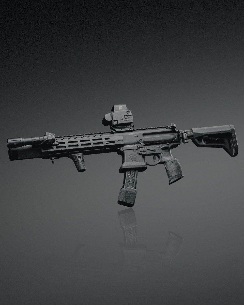 ModliteSystems's tweet image. This and some lowlight training 🤌 How would you run this subgun? #modlite #modularisbetter
