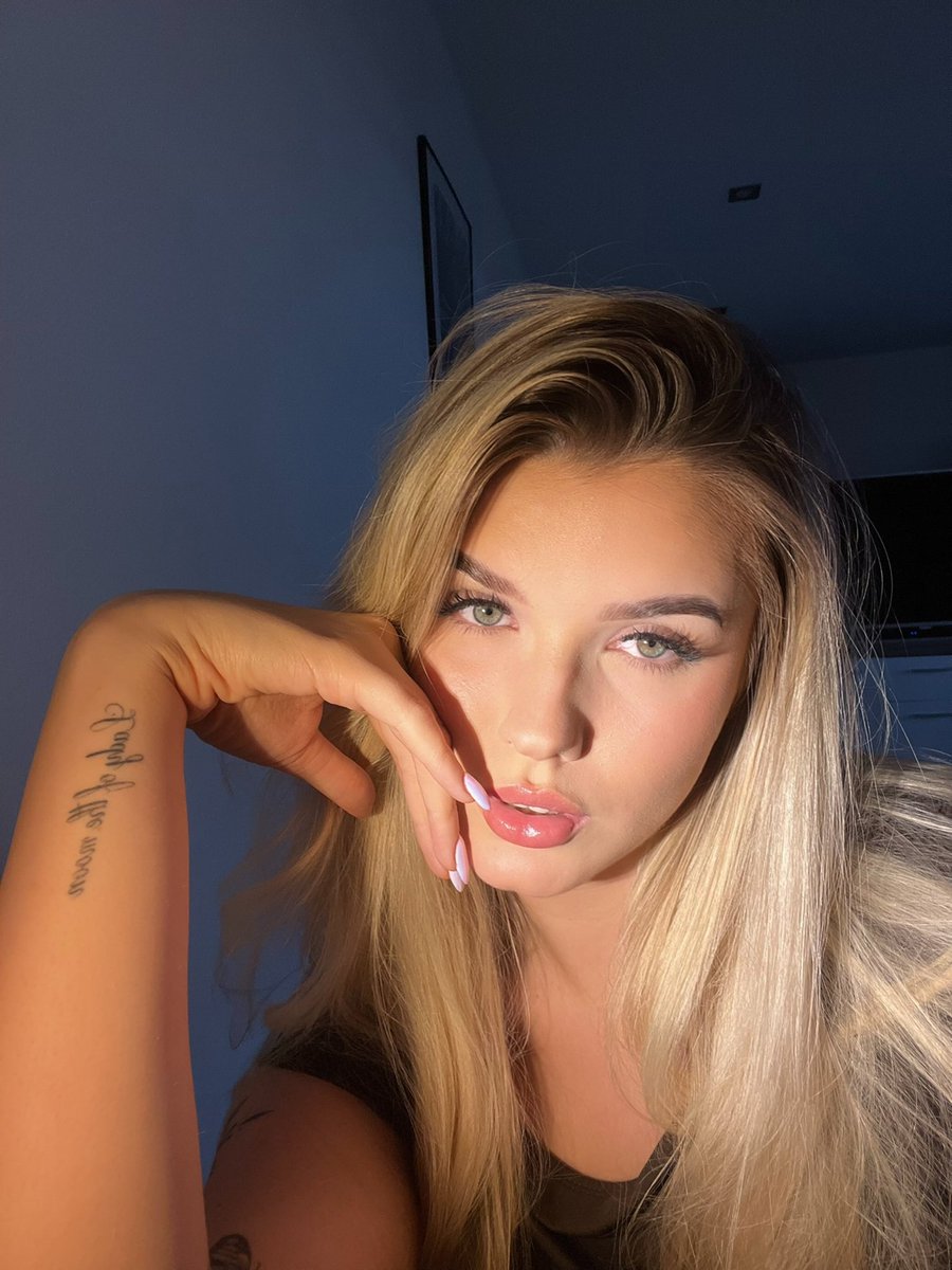 basia tweet media
