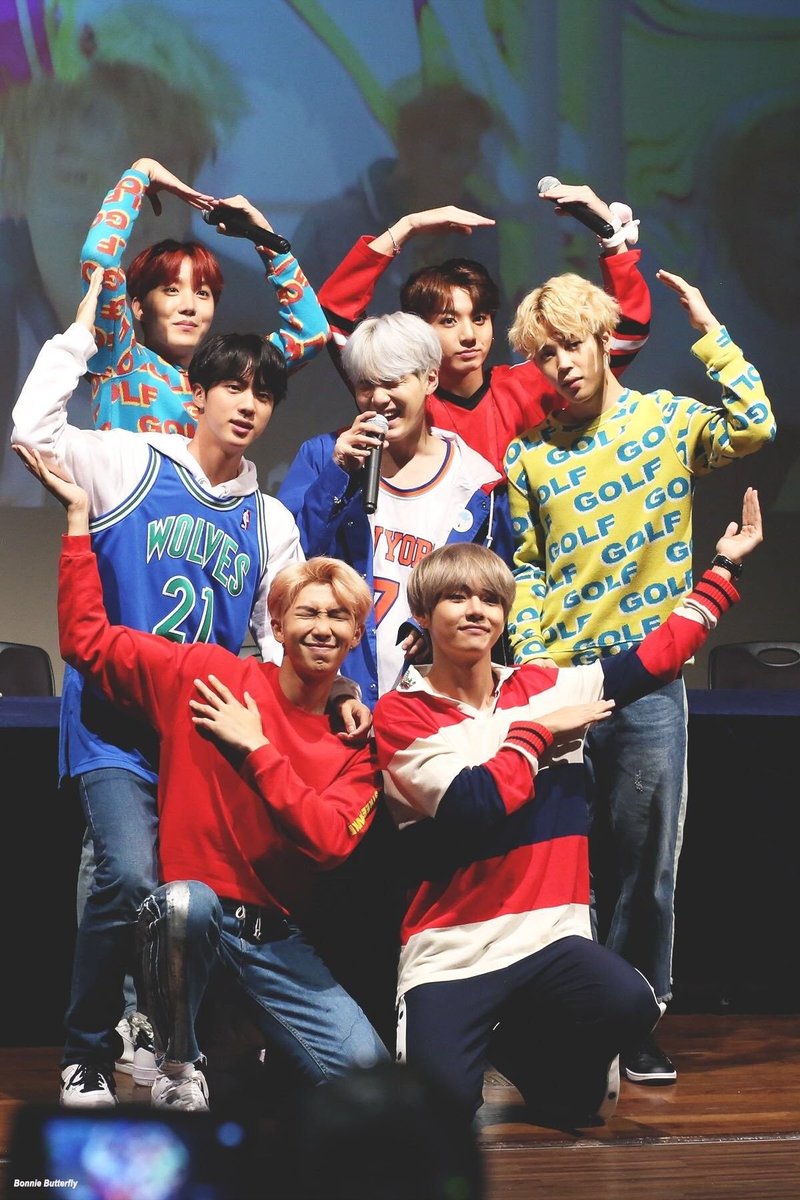 daily ot7 selca⁷ ia tweet media