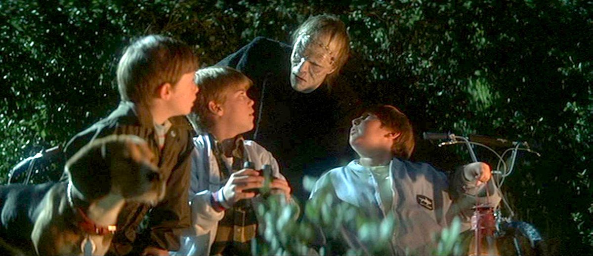 EugWSerra's tweet image. On this day in 1987, THE MONSTER SQUAD was released! #TheMonsterSquad #AndreGower #RyanLambert #AshleyBank #BrentChalem #RobbyKiger #TomNoonan #DuncanRegehr #JonGries #StephenMacht #LeonardoCimino #StanShaw #MichaelFaustino #MaryEllenTrainor #JasonHervey #MichaelReidMacKay