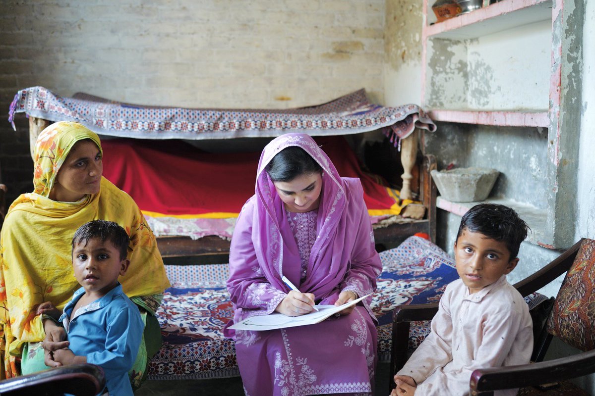 SaniaaAshiq's tweet photo. Filled out this 6 year old child's admission form after meeting his parents. He has hearing and speech impairment is now a student of Special Education school. These kids are CM @MaryamNSharif ‘s special angels and her efforts for them will Insha’Allah bear fruit. https://t.co/psqhUAIqhc