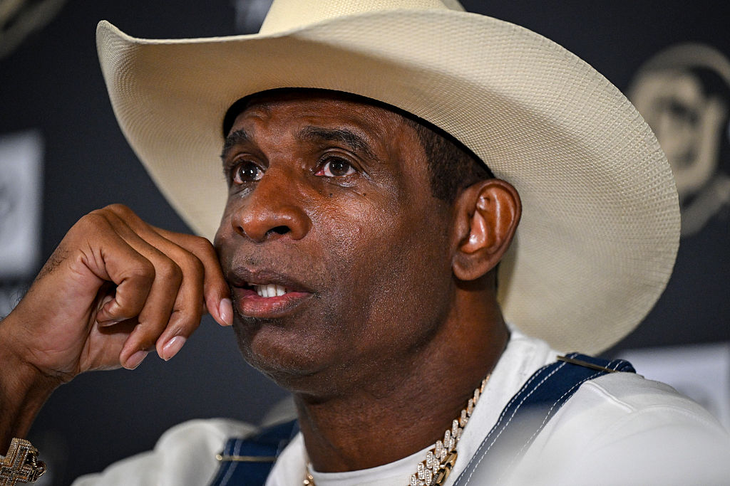 Deion Sanders Reveals He Beat Bladder Cancer &amp; Soft Launches Relationship With Karrueche trib.al/eSxnb8C