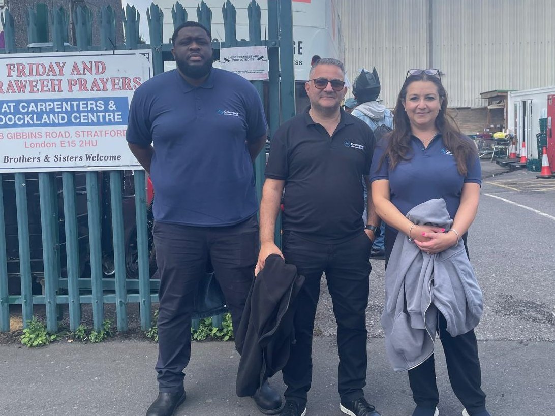 grosvenorsec's tweet photo. Last week, our team volunteered at the Dockland Centre food bank, helping serve 150+ people in need. Proud to support a service reaching 700+ weekly with food, essentials &amp; care. 💙
Learn more: https://t.co/uZEJe4Q1VG
#GrosvenorCorporateSecurity #GivingBack https://t.co/IaOjLHS1xl