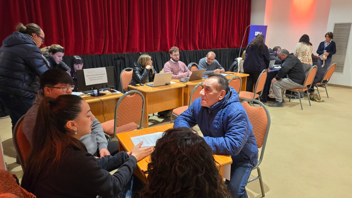 IPV Movil
Hoy llevamos el IPV a Las Heras, para que los vecinos puedan hacer las consultas y trámites referidos a su vivienda.