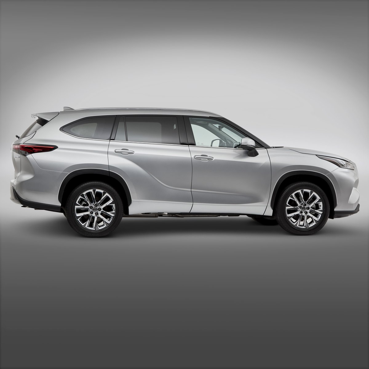 Revista a! Diseño (@adisenomx) on Twitter photo La vida multitarea exige soluciones que ofrezcan más por menos; ahí es donde la motorización híbrida de <a href="/ToyotaMex/">Toyota México</a> Highlander HEV marca una diferencia real. Con 243 caballos de fuerza y un rendimiento combinado de hasta 20.75 km/l, esta SUV ofrece potencia y respuesta inmediata. La vida multitarea exige soluciones que ofrezcan más por menos; ahí es donde la motorización híbrida de <a href="/ToyotaMex/">Toyota México</a> Highlander HEV marca una diferencia real. Con 243 caballos de fuerza y un rendimiento combinado de hasta 20.75 km/l, esta SUV ofrece potencia y respuesta inmediata.