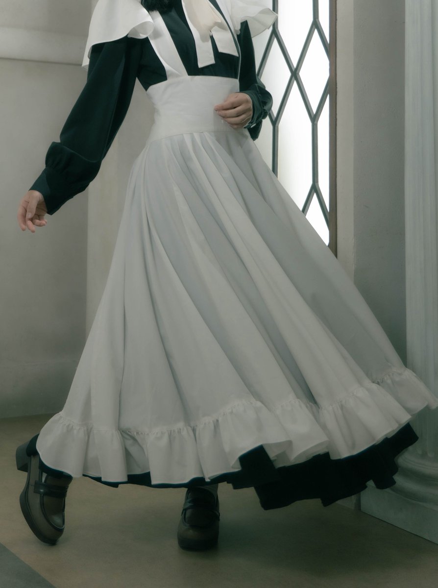 ［一点のみ］ロングメイド服XXXXLサイズ/丸襟・全円スカート［最終価格］ 全円スカートの揺れがたまらなく好き♡ .重いけど笑 #ロングメイド
