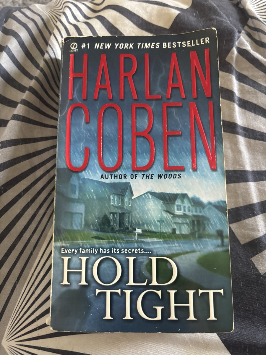 Spencer Lynn (@slynn46) on Twitter photo Book 19 this year. ✅ 
If you like thrillers/mysteries, everything he writes is awesome. Book 19 this year. ✅ 
If you like thrillers/mysteries, everything he writes is awesome.