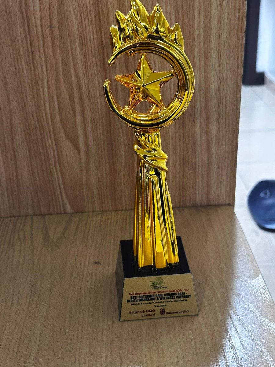 HallmarkHmo's tweet image. GOLD for Customer Service Excellence!

Hallmark HMO has been awarded Most Responsive Health Insurance Brand of the Year at the 2025 Best Customer Care Awards.

Proudly presented by West Africa Innovation Award to the amazing team behind the win.

#HallmarkHMO