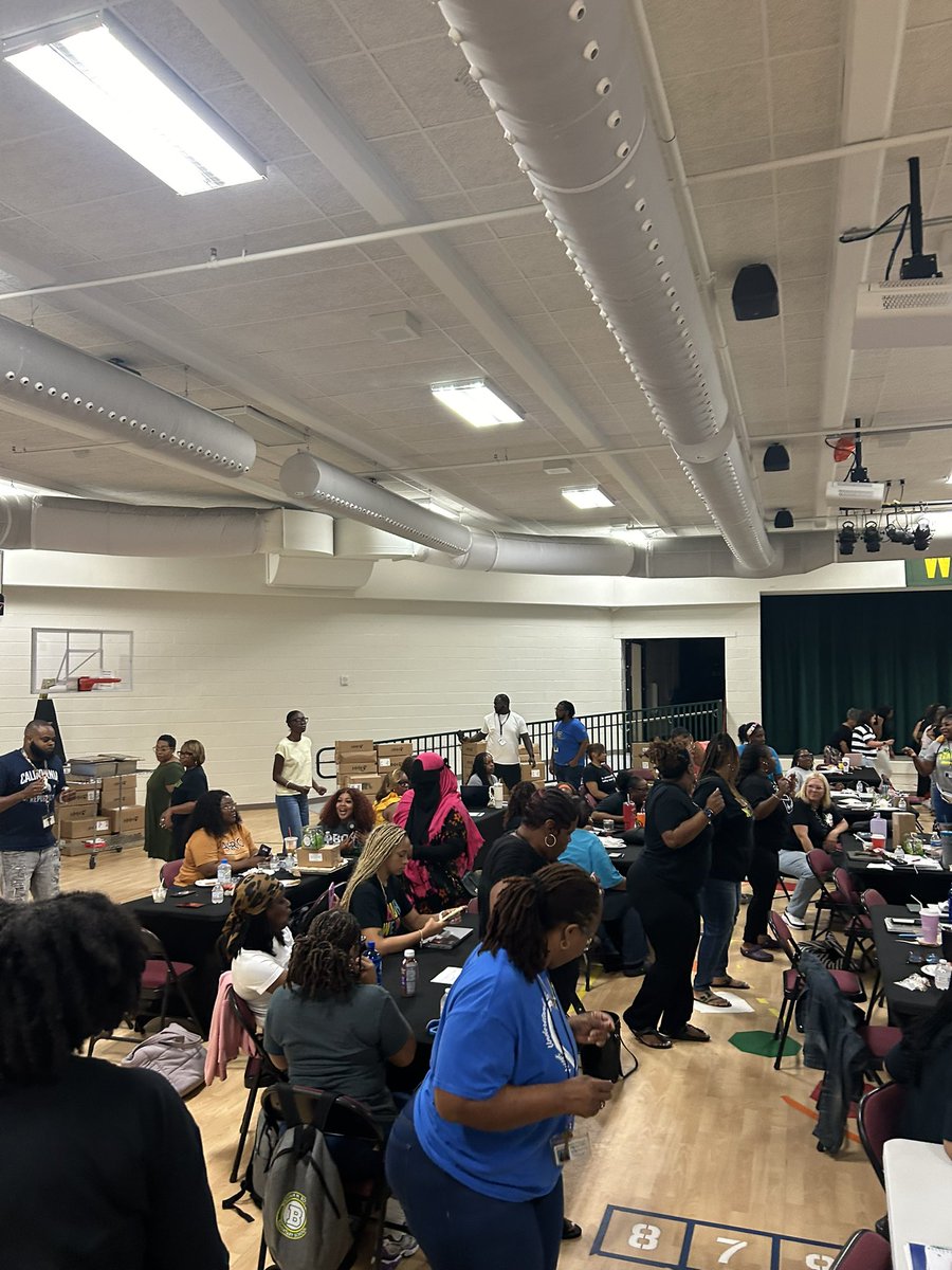 We are gearing up for our bobcats!!!!! <a href="/MsBlairAPS/">Ms. Blair</a> <a href="/AP_Fagan/">Jahmal Fagan M.Ed</a> <a href="/apsupdate/">ATL Public Schools</a>