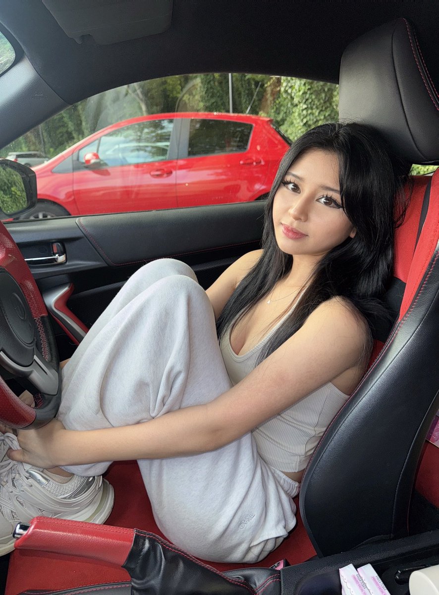 Ashlyne tweet media