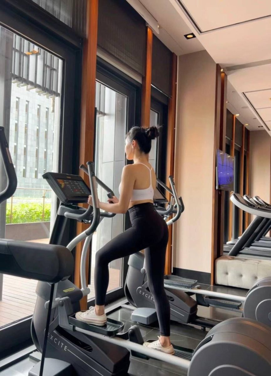 Strong body, clear mind 💪 Just another day at the gym.