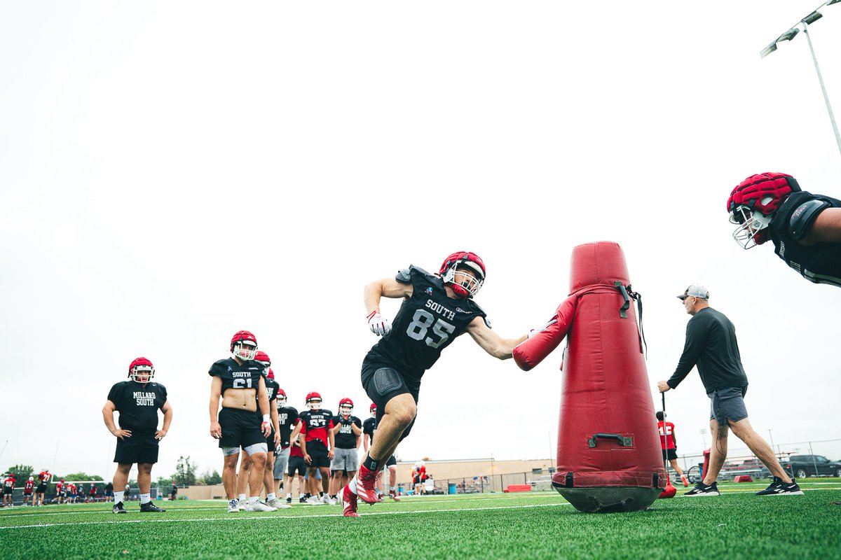 app.launchfundraising.com/FundraiserHome…

Help support my high school team^^
Every donation helps us with gear, travel, and training to be our best this season.<a href="/MSouthFootball/">Millard South Football</a> #TheValley #Bulldogs #goBulldogs