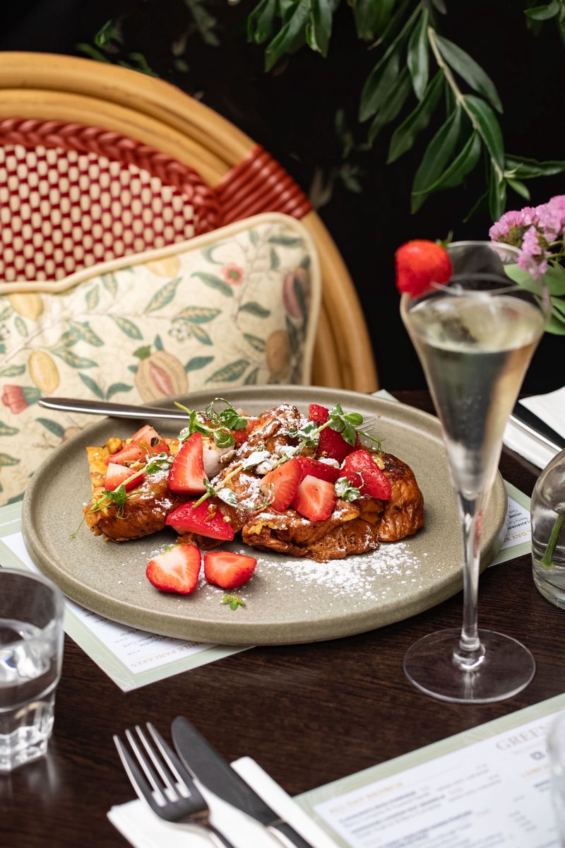 Challah bread French toast with mascarpone, roasted pistachio, Irish strawberries and a drizzle of honey. Our summer brunch menu Tuesday through to Sunday.
Greenwich.ie
