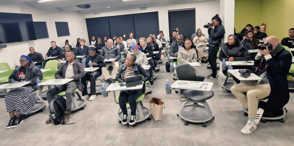 GovernmentZA's tweet photo. ๐ Future smart taxpayers in the making! We are thrilled to see students at Tax@Tuks engaging with the Smart Taxpayers Quest Escape Room. Knowledge is power, especially when it comes to your tax rights.
#TaxOmbud #FilingSeason #SmartTaxpayers #DoTheRightThing #GovZAUpdates https://t.co/zhffZEp9zj