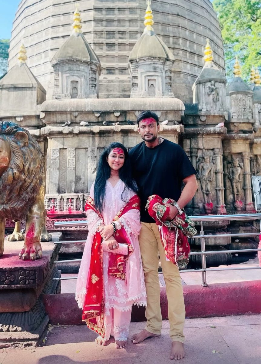 D_Kiran0718's tweet photo. Exclusive 🤩🤩
Boss n Athige @vijayaananth2 

#DBoss #DBoss𓃰 #BossOfSandalwood #BoxOfficeSulthan #TheDevil #TheDevilMotionPoster @dasadarshan https://t.co/NXx9FPsDyr