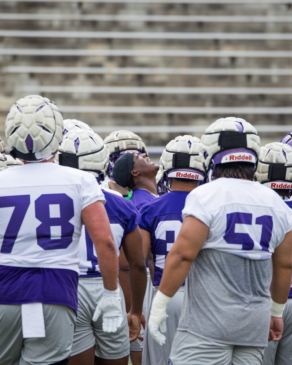 Day 1 of fall camp ⛺️📸

#NoExcuses #LOTE