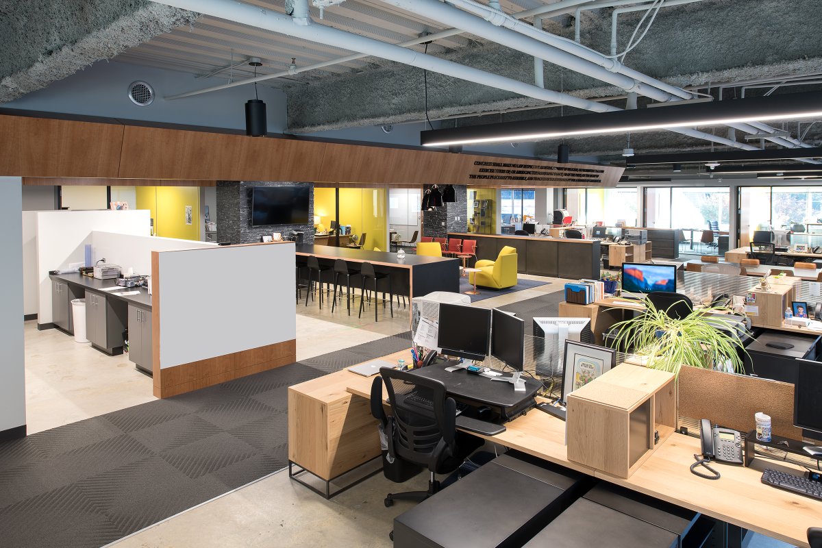 PerisConstruct's tweet image. Why limit a room to just one purpose? Whether it’s a law firm, non-profit, or corporate HQ, flexible design makes the most of your square footage.

We build with intention—and adaptability.

📞 703-533-4700 | ✉️ info@peris.com

#OfficeDesign #DCConstruction #WorkspaceStrategy