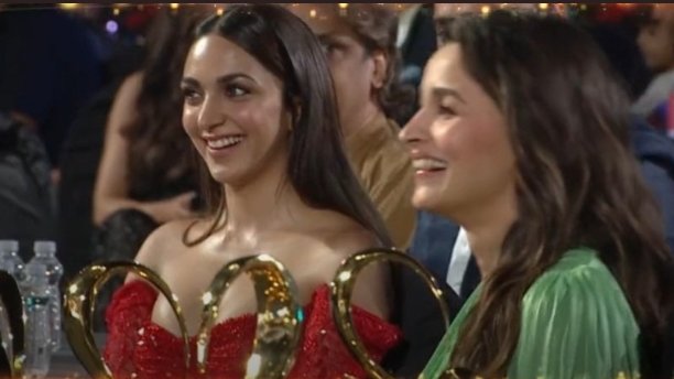 alias
HAPPY BIRTHDAY KIARA ADVANI