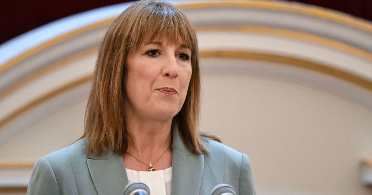 Rachel Reeves dealt brutal blow as UK business growth slows and job cuts accelerate
#Businesses #jobcuts
express.co.uk/finance/person…