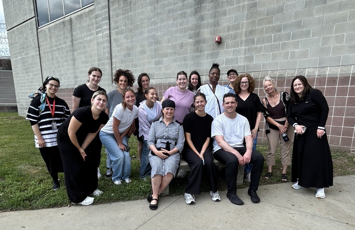 Wurzweiler's tweet image. Wurzweiler’s Annual Trip to Northern State Prison

MSW candidates from Wurzweiler School of Social Work stepped out of the classroom for a powerful educational visit to Northern State Prison.  Read more here -bit.ly/4oeggww
#wurzweiler #socialwork #socialworkeducation