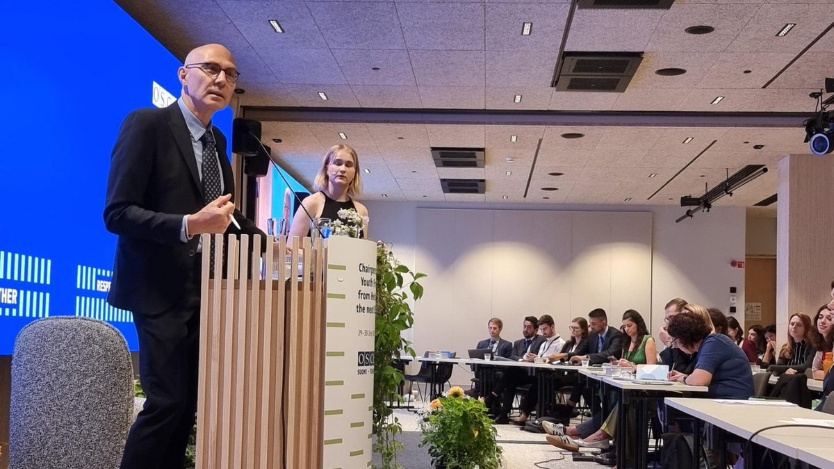 Inspiring engagement with young people committed to peace &amp; human rights at the #YouthForum25FI in #Helsinki.

Their courage to ask hard questions, seek solutions &amp; imagine better futures gives me hope.

We must protect their voices &amp; support their leadership.