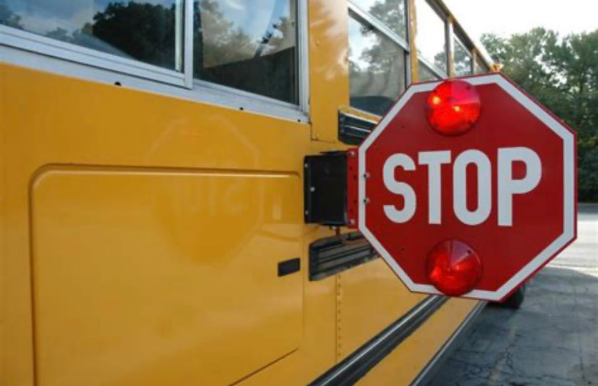 📚🚸 Back to School = Back to Bus Safety!
NEVER pass a school bus stopped to load or unload children.
🛑 Flashing red lights mean STOP — no exceptions! 🛑
Let’s protect our students this school year.
#MHP #BackToSchool #OperationSTOP #SchoolBusSafety