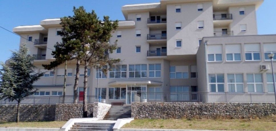 Vlada FBiH imenovala UO Ustanove za socijalno zbrinjavanje i zdravstvenu njegu Ljubuški - hercegovina.info/vijesti/bih/vl…
#VladaBiH #upravniOdbor #imenovanja