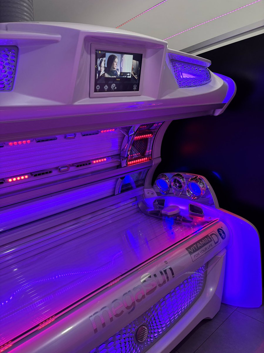 WOODFORD GREEN 
NEW TUBES NOW INSTALLED.
PLEASE REDUCE YOUR MINUTES