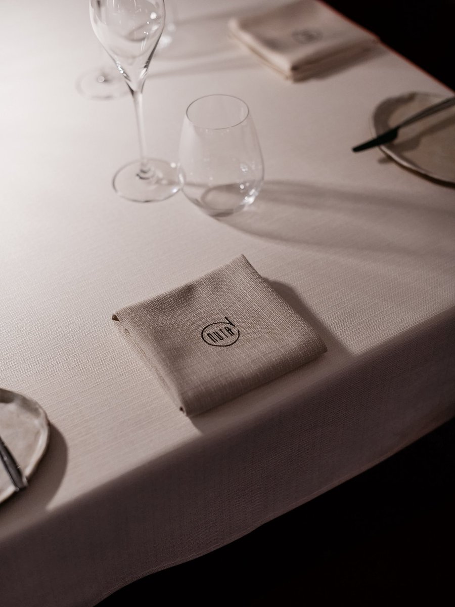 Why visit NUTA?
– A unique interpretation of Polish cuisine in haute cuisine form
– Modern molecular techniques serving memory and flavour
– An intimate space defined by understated elegance
– A carefully curated wine list