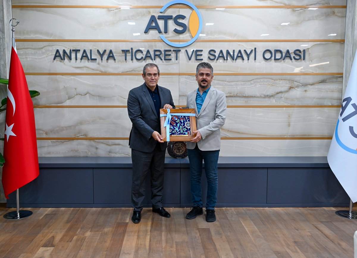 Yönetim Kurulu Başkanımız Yusuf Hacısüleyman, Isparta Uygulamalı Bilimler Üniversitesi Rektörü Prof. Dr. Yılmaz Çatal’ı odamızda ağırladı. Görüşmede, TOBB ile Yükseköğretim Kurulu (YÖK) arasında imzalanan Meslek Yüksekokulu Eğitim İş Birliği Protokolü çerçevesinde, mesleki