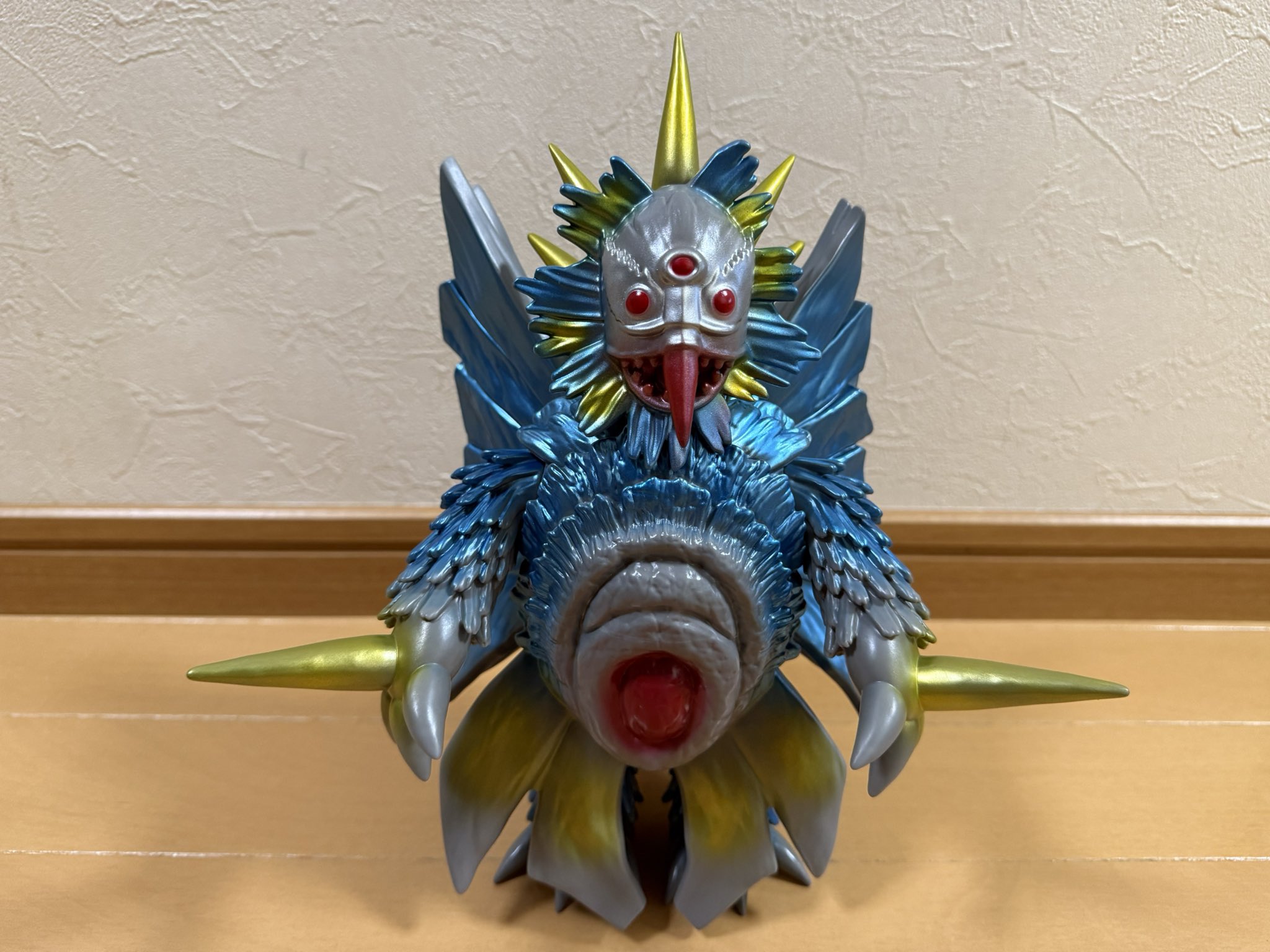 Y・MSF 「氷超獣アイスロン」　ソフビフィギュア Y・MSFの「ウルトラソフビシリーズ」第9弾は「氷超獣アイスロン