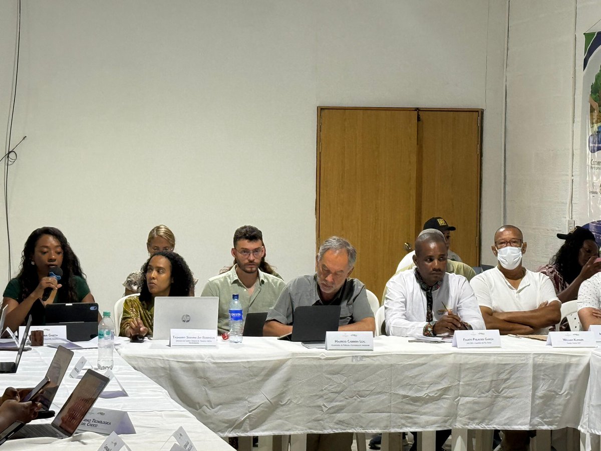 Hoy estuvimos en el municipio de Turbo, Antioquia, participando en la sesión 22 de la Comisión de Guardianes del Río Atrato. Allí, abordamos los estudios toxicológicos y epidemiológicos y la ruta de atención a la población de la cuenca del Atrato.

Trabajamos por este territorio.